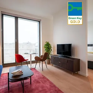 https://premier-suites-plus-amsterdam-1081lc.zandvoort-hotels.com